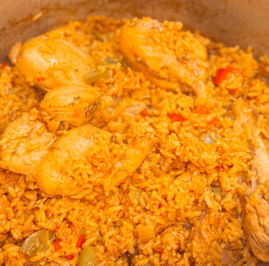 Read more about the article Locrio de Pollo aka Dominican Chicken and Rice